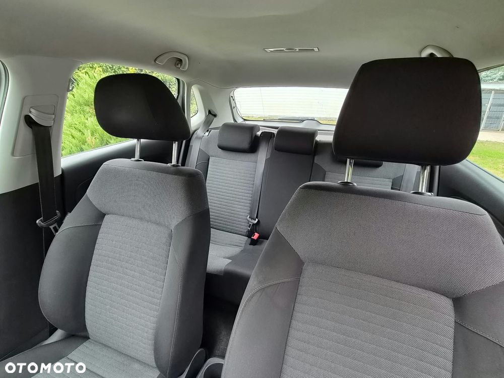 Volkswagen Polo - 25