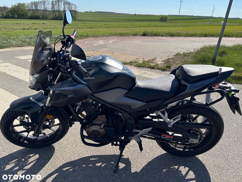 Honda CB - 1