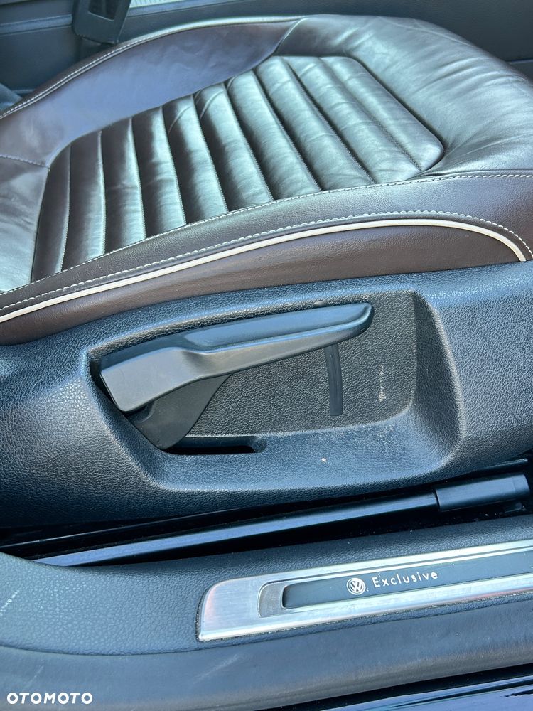 Volkswagen Passat 2.0 TDI Highline R-Style DSG - 24