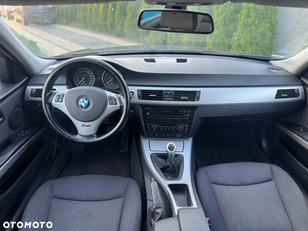BMW Seria 3 - 10