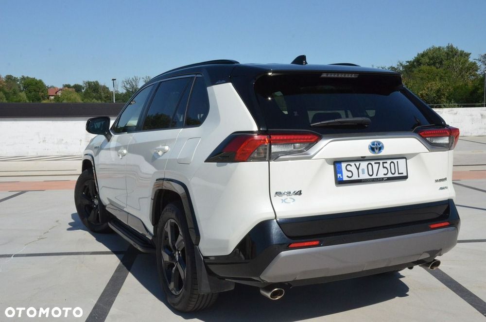Toyota RAV4 Hybrid Selection 4x4 - 17