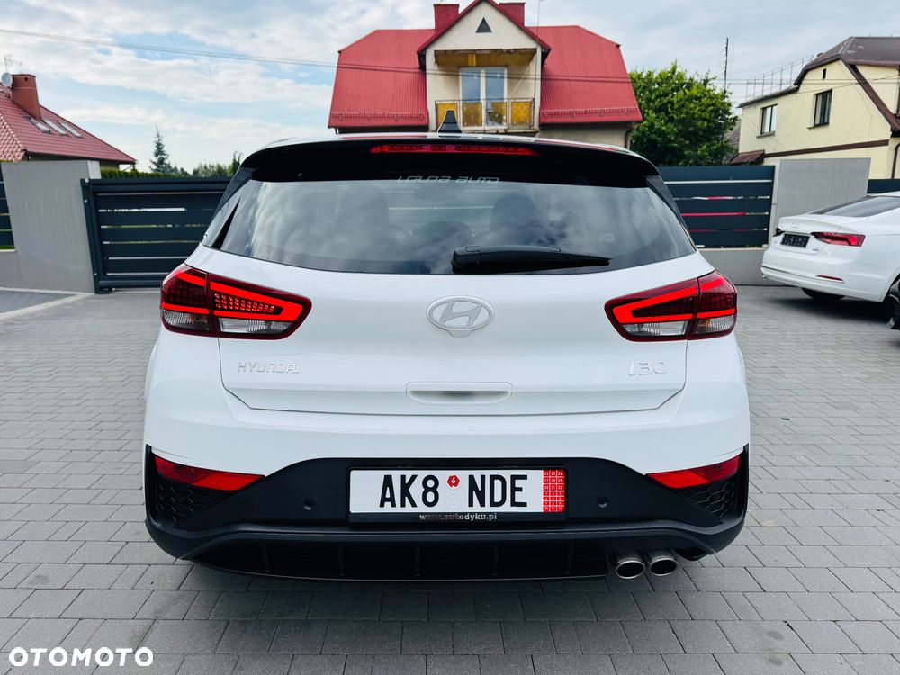 Hyundai i30 1.5 T-GDI 48V Modern DCT - 11