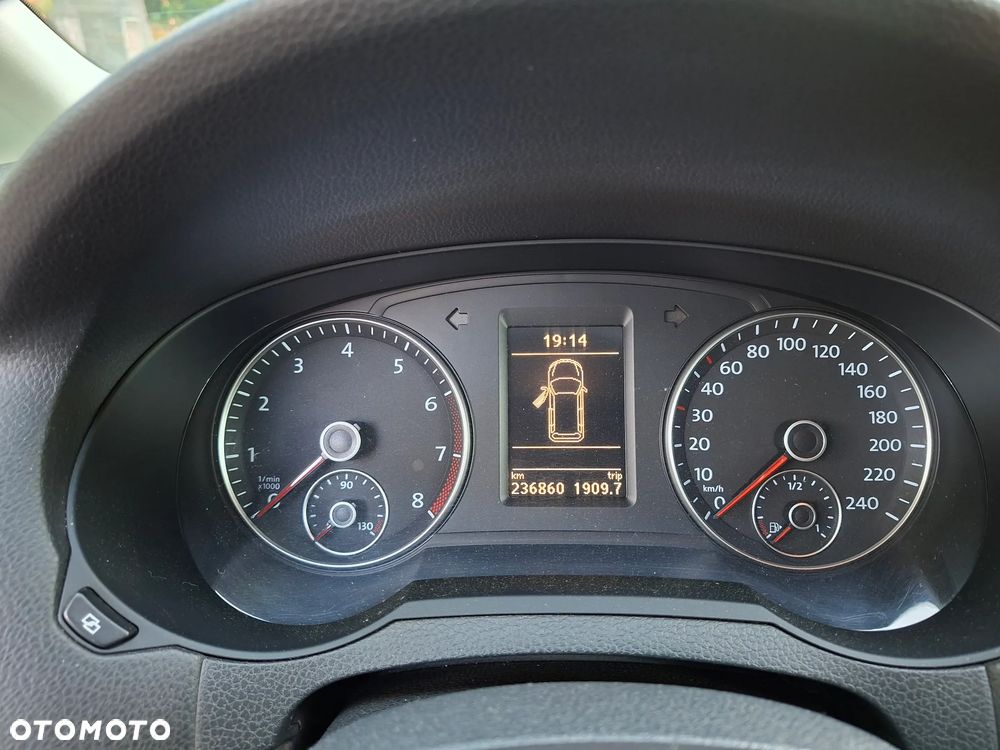 Volkswagen Sharan 1.4 TSI BMT Highline DSG - 9