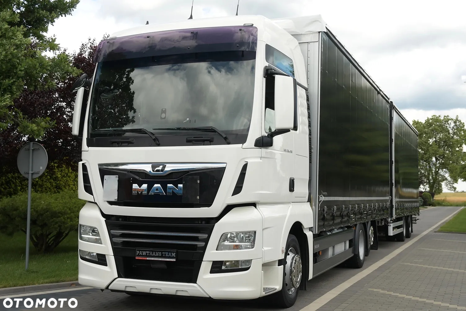 MAN TGX///* 26.470///* 2020///* XXL///* ZESTAW///* TANDEM///* PRZEJAZDOWY///7.70+7.70///* DUŻE ZBIORNIKI///* OŚ PODNOSZONA///* WAGA///* DACH PODNOSZONY///* LEDY///* STAN BARDZO DOBRY - 10