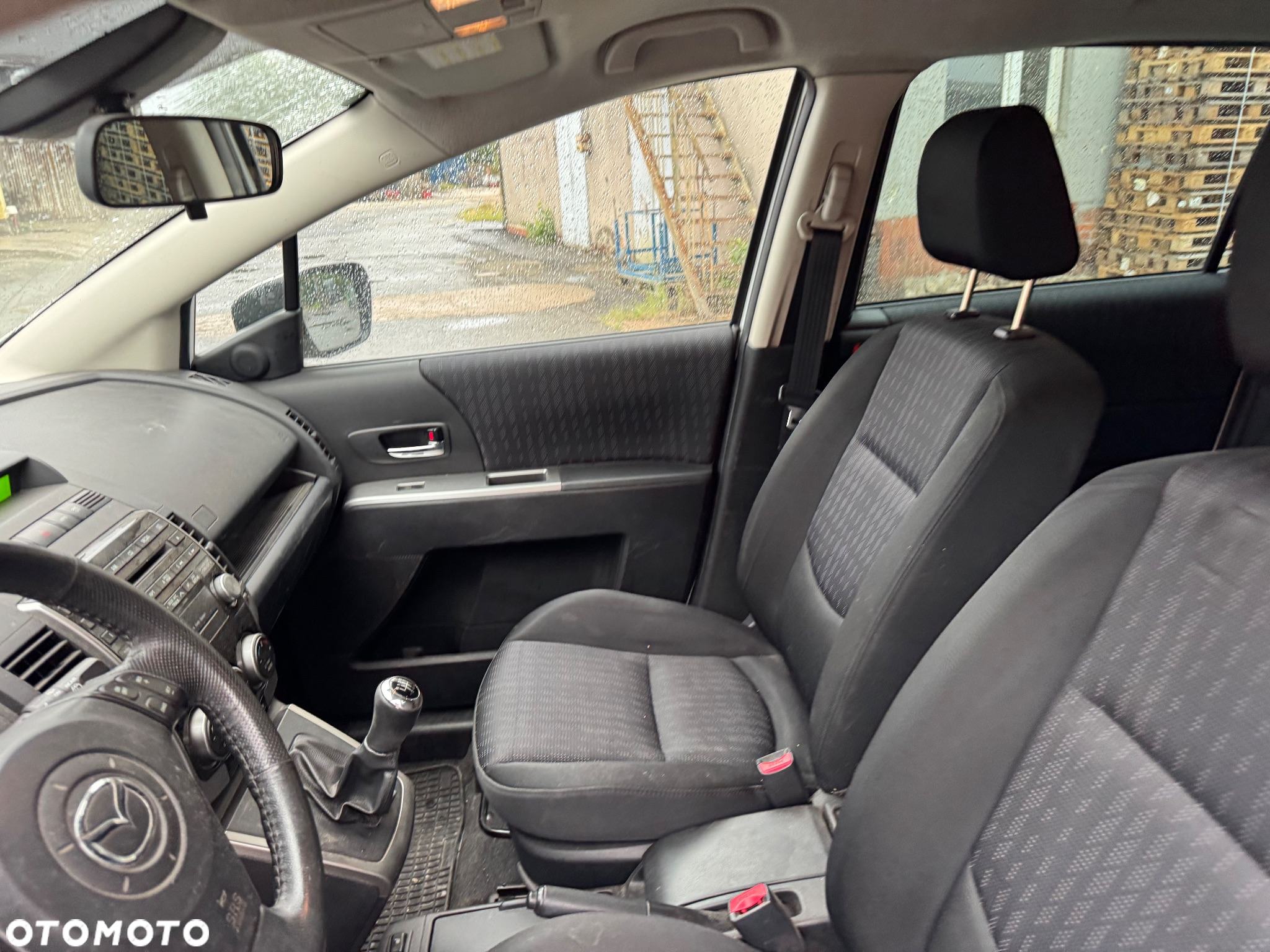 Mazda 5 - 12