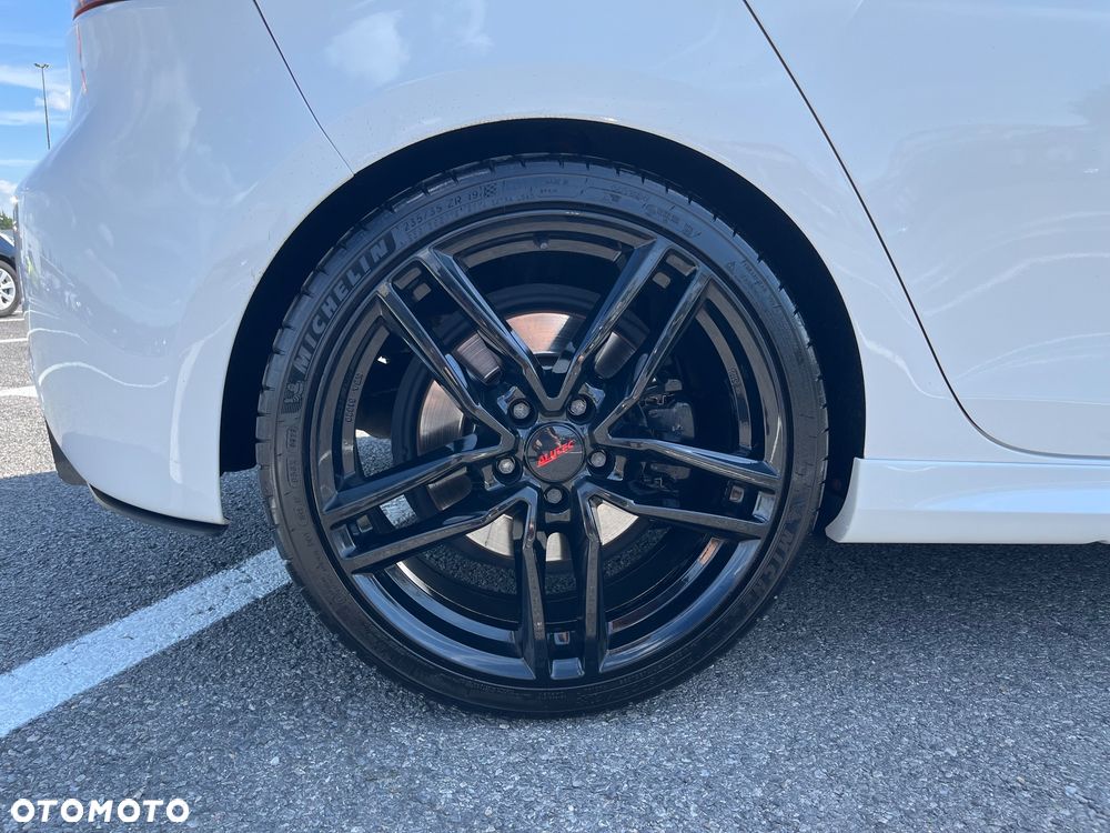Volkswagen Golf 2.0 R DSG - 20