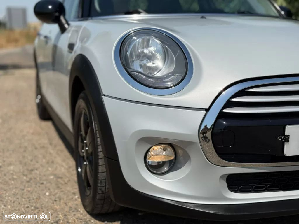 MINI 5 Portas Cooper D - 36