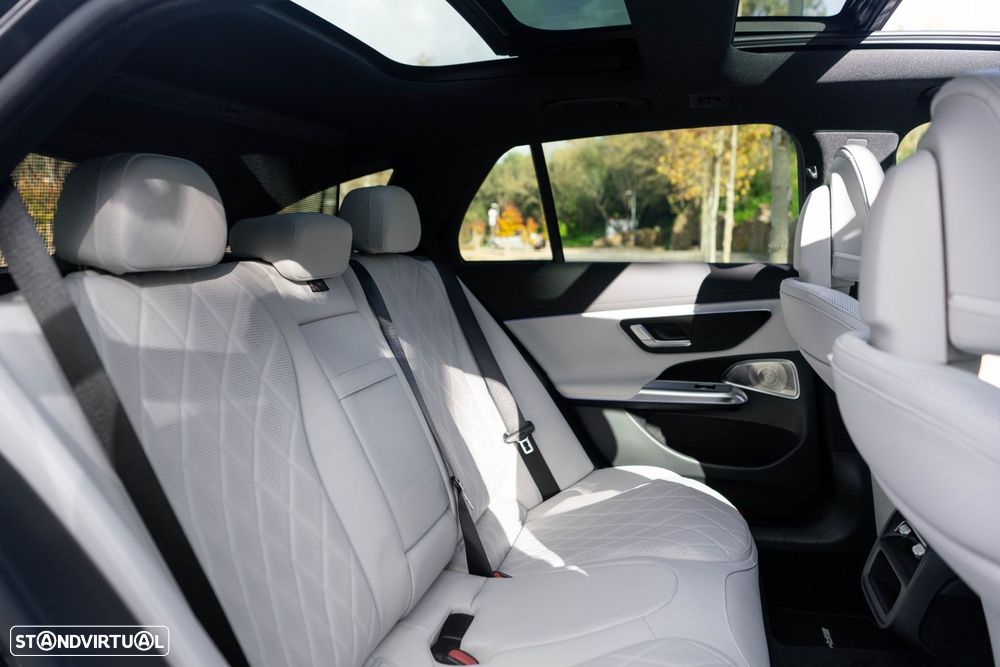 Mercedes-Benz E 300 - 34