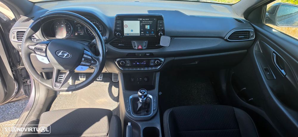 Hyundai i30 N 2.0 T-GDI Performance - 6