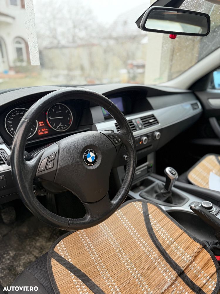 BMW Seria 5 520d - 5