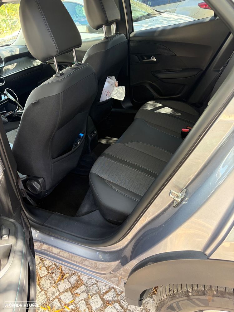 Peugeot 2008 - 5