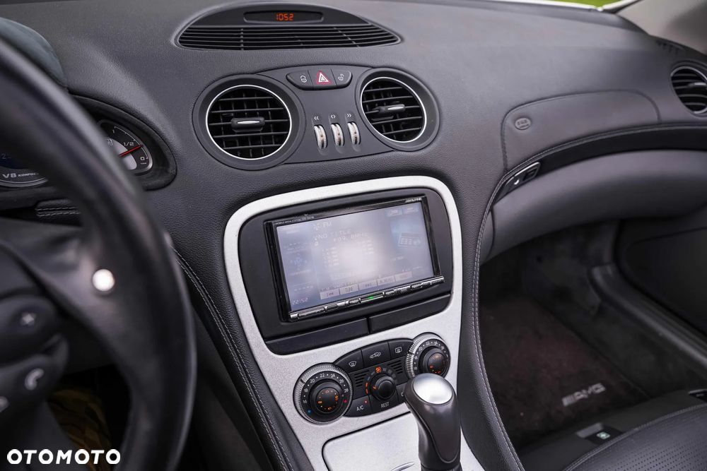 Mercedes-Benz SL - 27