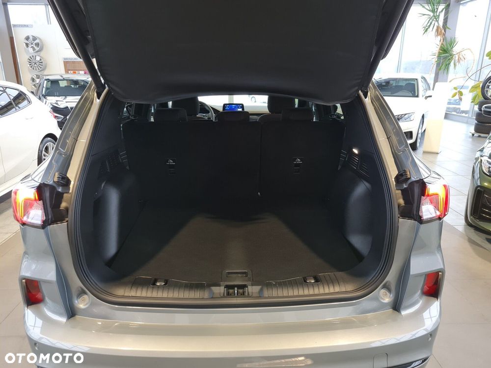 Ford Kuga - 16