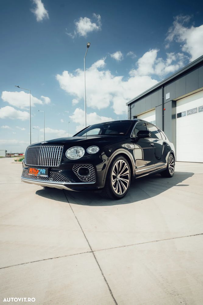 Bentley Bentayga - 4