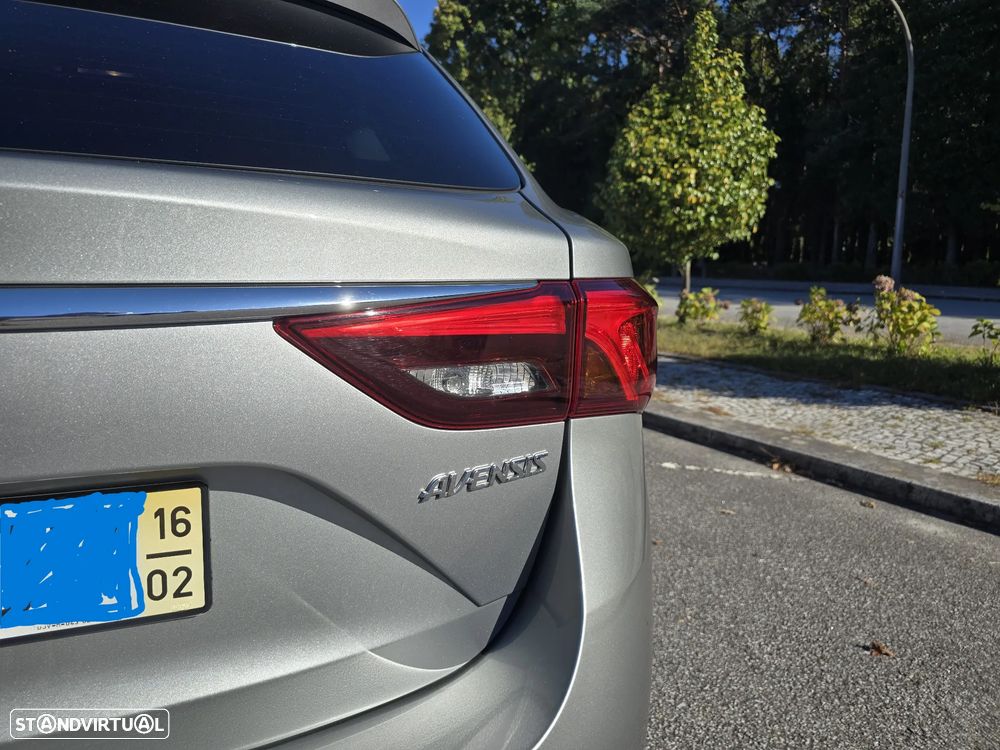Toyota Avensis SW - 6