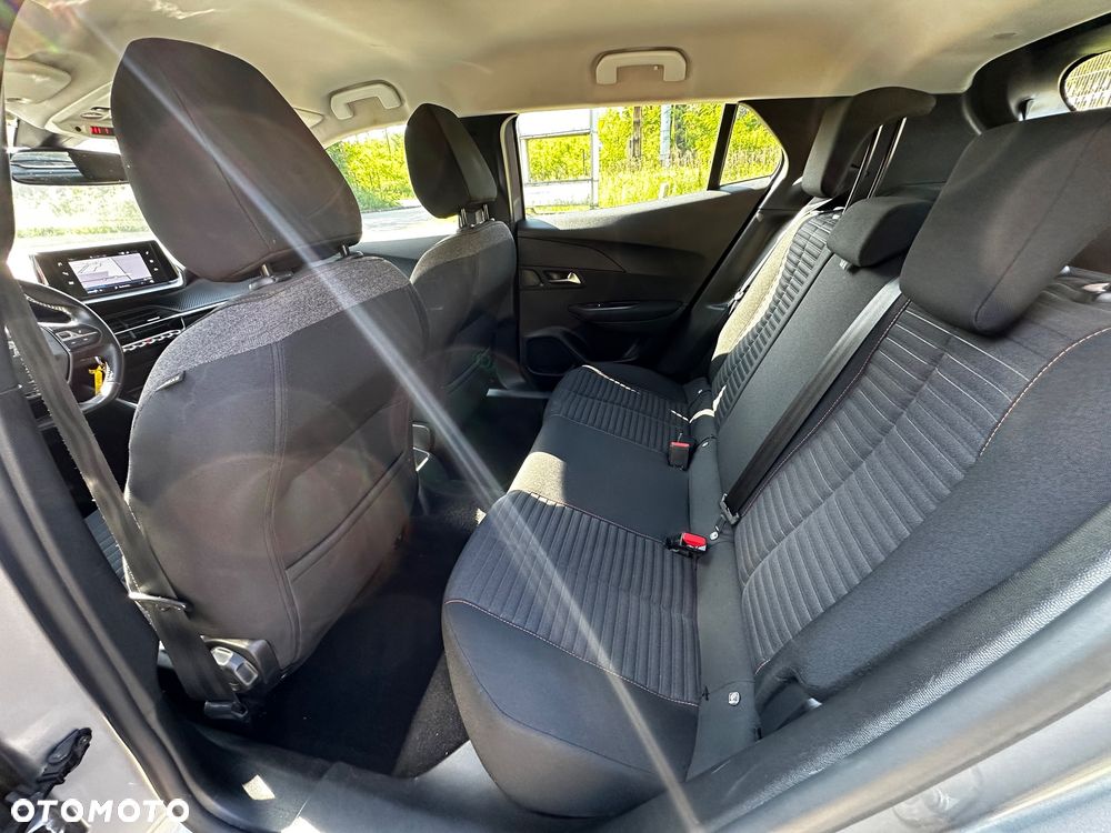 Peugeot 2008 - 12