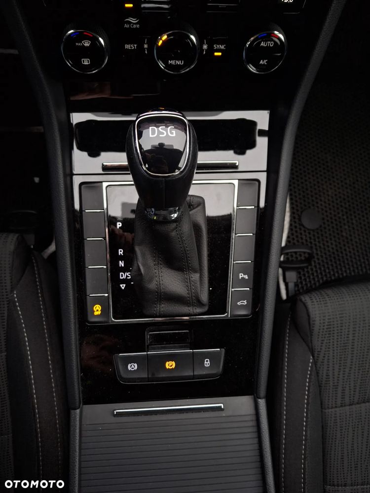 Skoda Superb 2.0 TDI Ambition DSG7 - 11