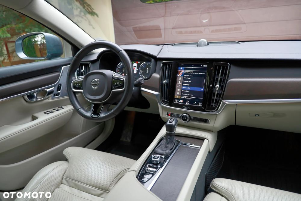 Volvo V90 - 13