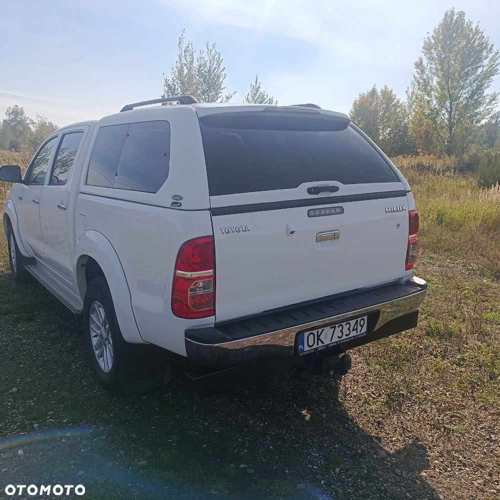 Toyota Hilux 3.0 D-4D SR5 - 3