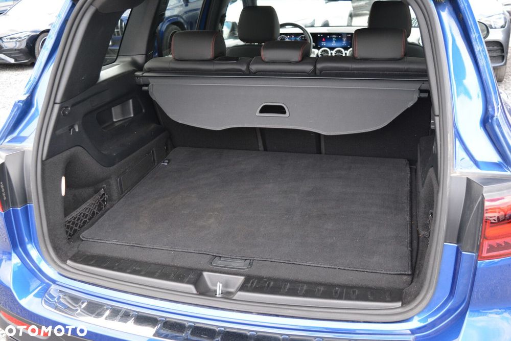 Mercedes-Benz GLB 200 d 4-Matic AMG Line 8G-DCT - 32