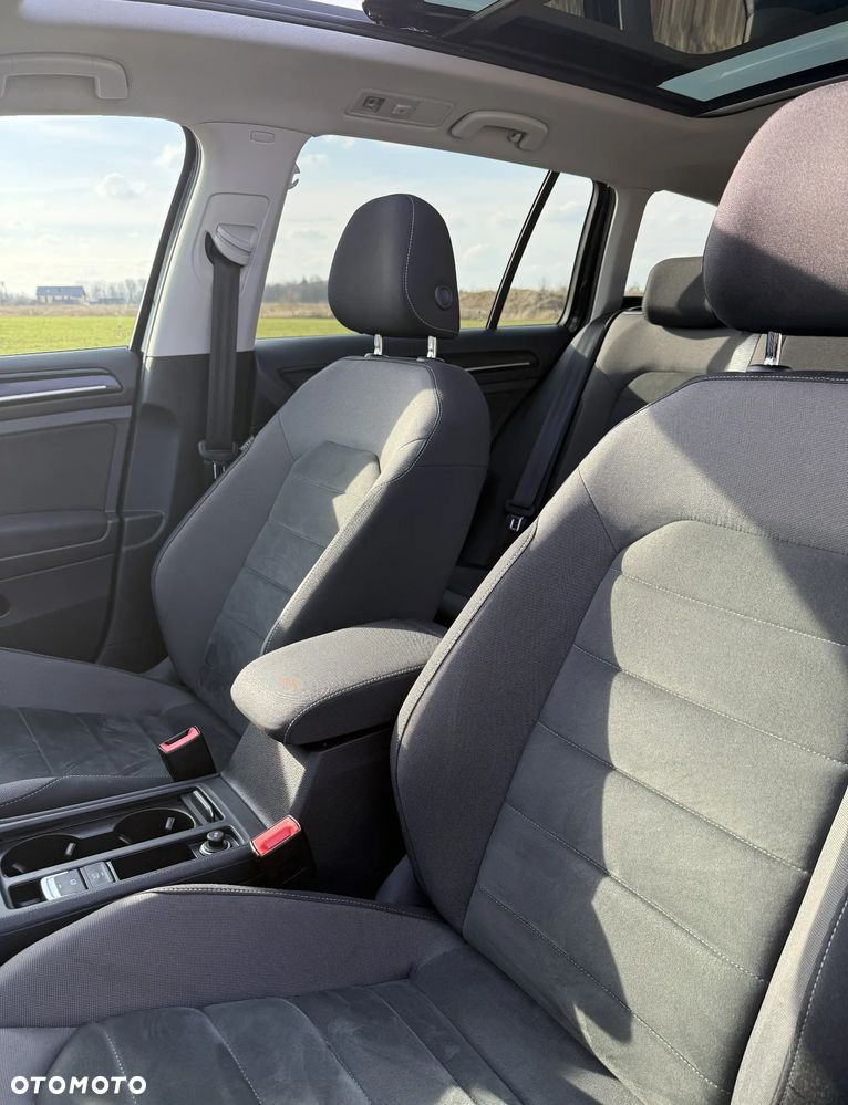 Volkswagen Golf 1.5 TSI BlueMotion ACT Highline - 22