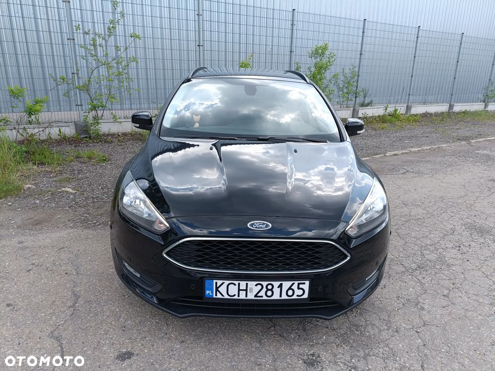 Ford Focus 1.0 EcoBoost STart-Stopp-System TITANIUM - 2
