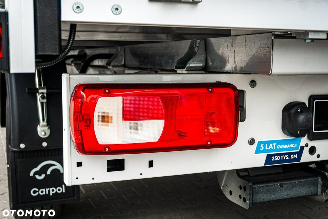 Volkswagen Crafter - 16