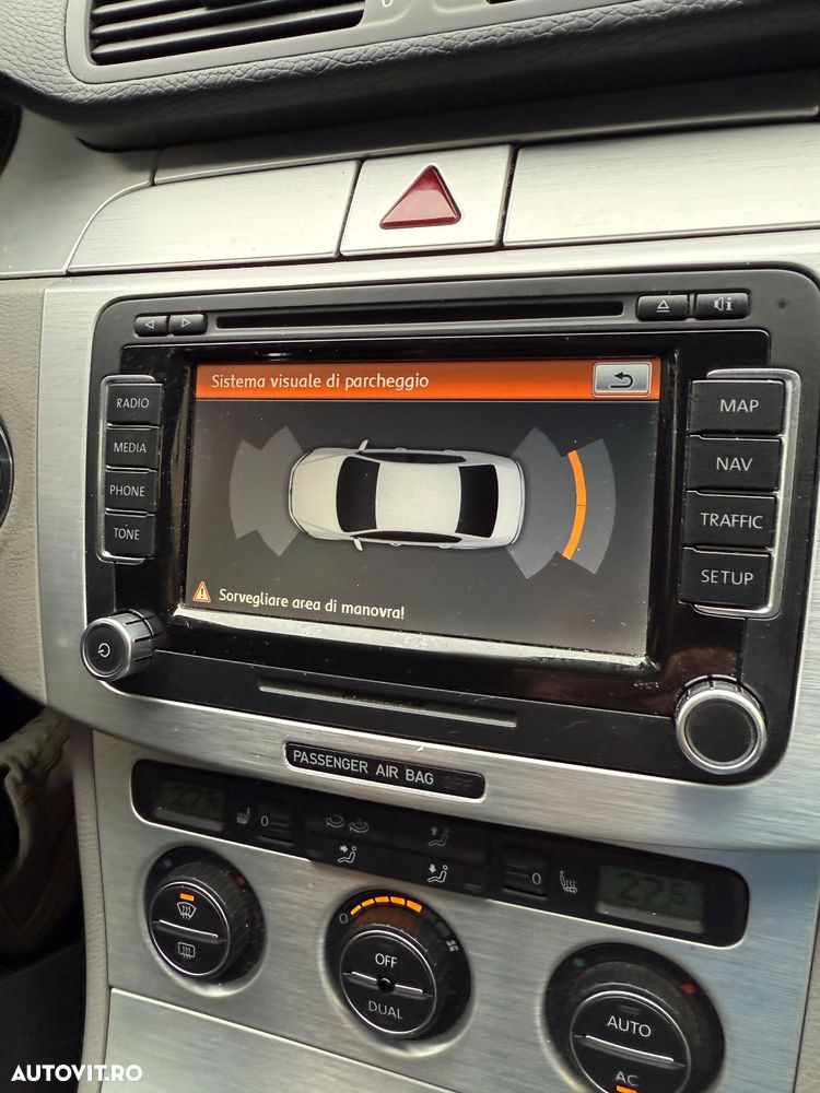 Volkswagen Passat 2.0 TDI DPF DSG Highline - 10