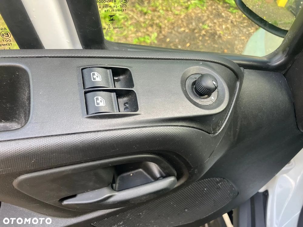 Iveco Daily 3.0 35C16 winda kontener - 5