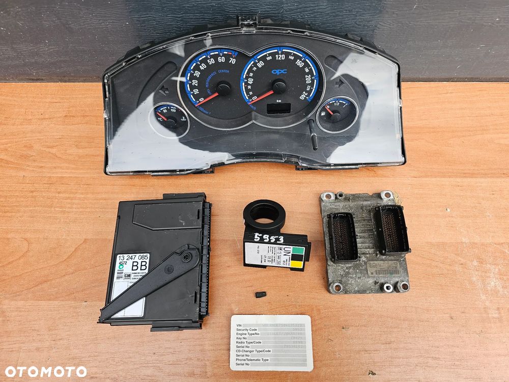 STEROWNIK ZESTAW STARTOWY Z PINEM OPEL MERIVA A OPC 1.6 TURBO Z16LET 0261208816 55555570 - 1