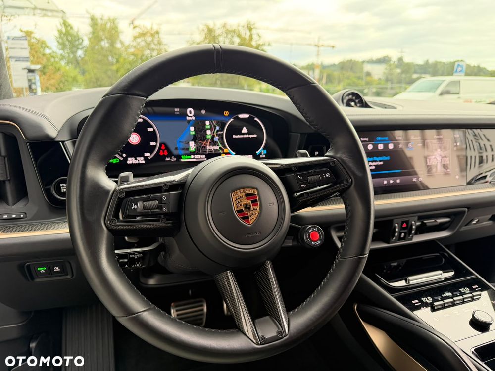 Porsche Cayenne - 8