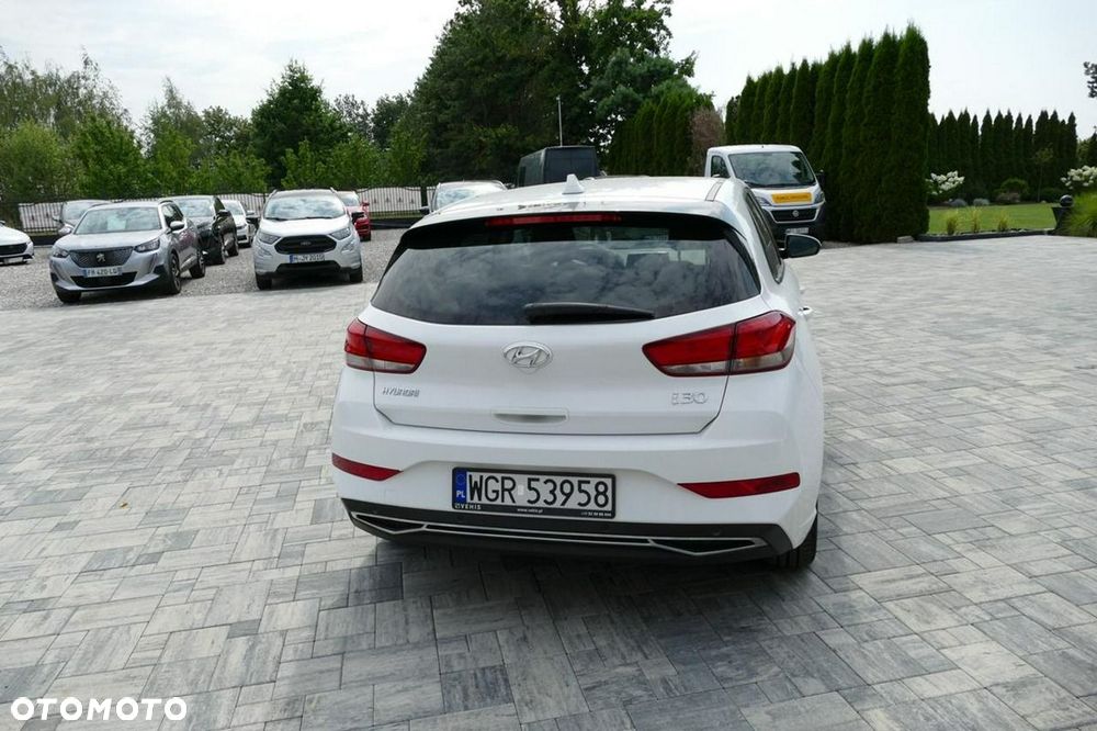 Hyundai i30 1.0 T-GDI Connect & Go - 14