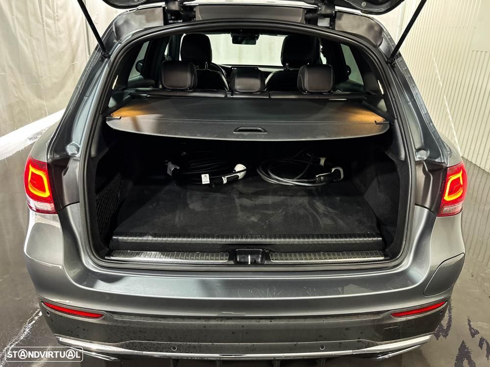Mercedes-Benz GLC 300 e 4Matic 9G-TRONIC Edition AMG Line - 53