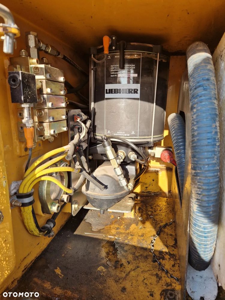Liebherr R924 LC * SW 48 Likufix * - 25