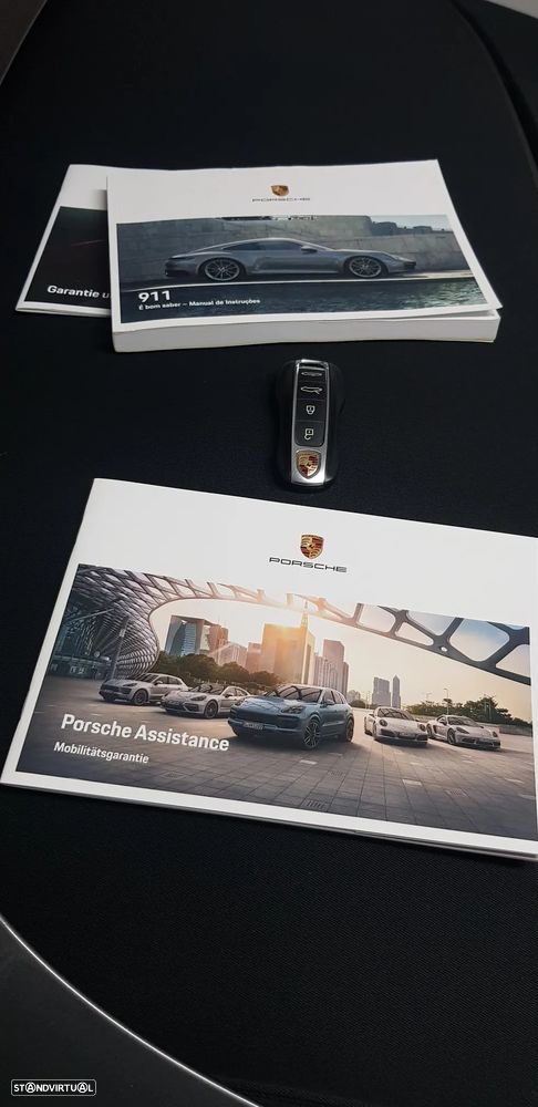 Porsche 911 (992) Carrera Cabriolet PDK - 1