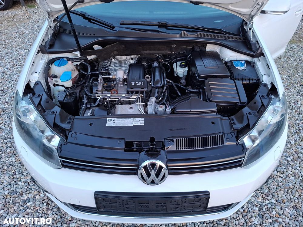 Volkswagen Golf - 10