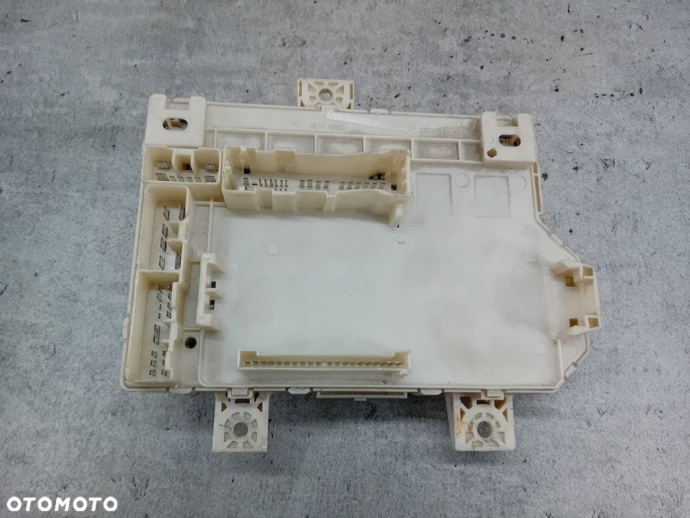 SKRZYNKA BEZPIECZNIKÓW SMART FORFOUR I A4545400424 MN902450 1.5 CDI - 2