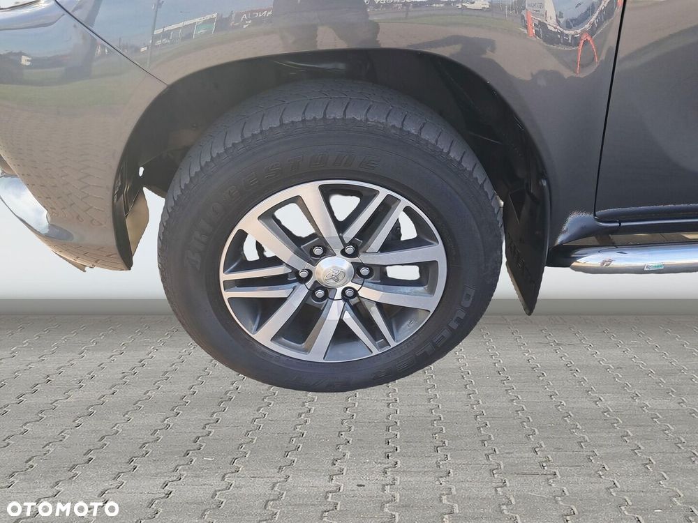 Toyota Hilux 2.4 D-4D Double Cab SR5 4x4 - 31