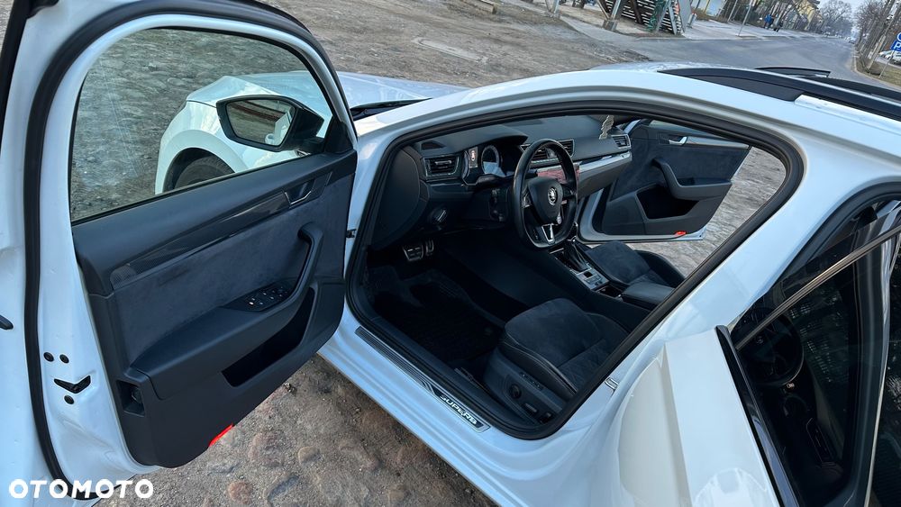 Skoda Superb 2.0 TSI Sportline DSG - 15