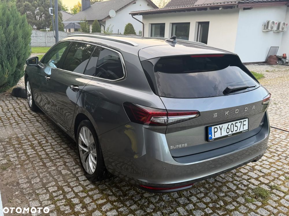 Skoda Superb 2.0 TSI 4x4 Drive DSG - 2