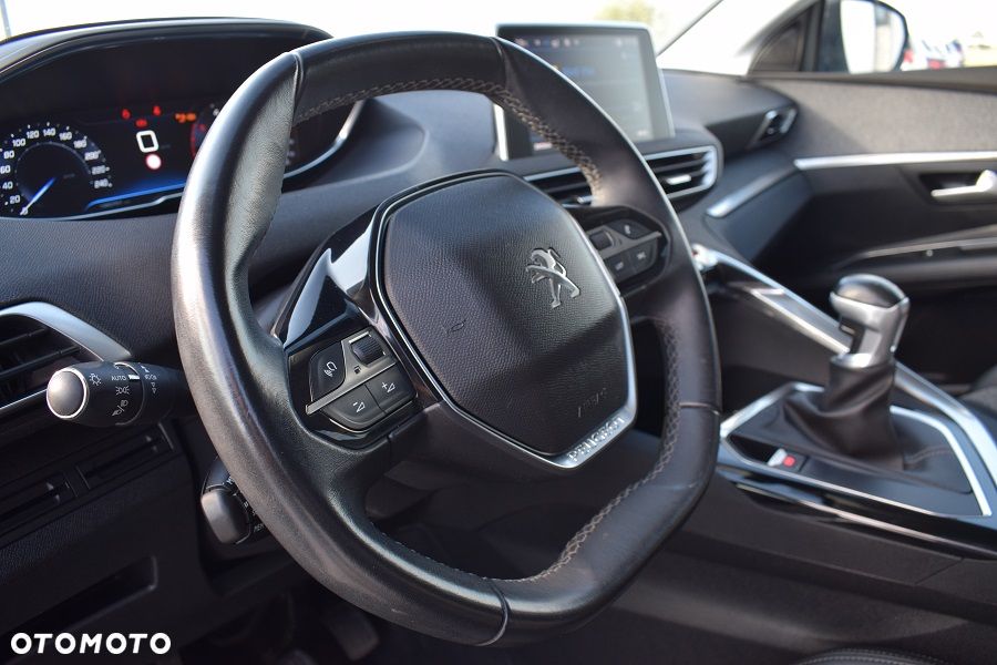Peugeot 3008 BlueHDi 130 Stop & Start Allure - 17