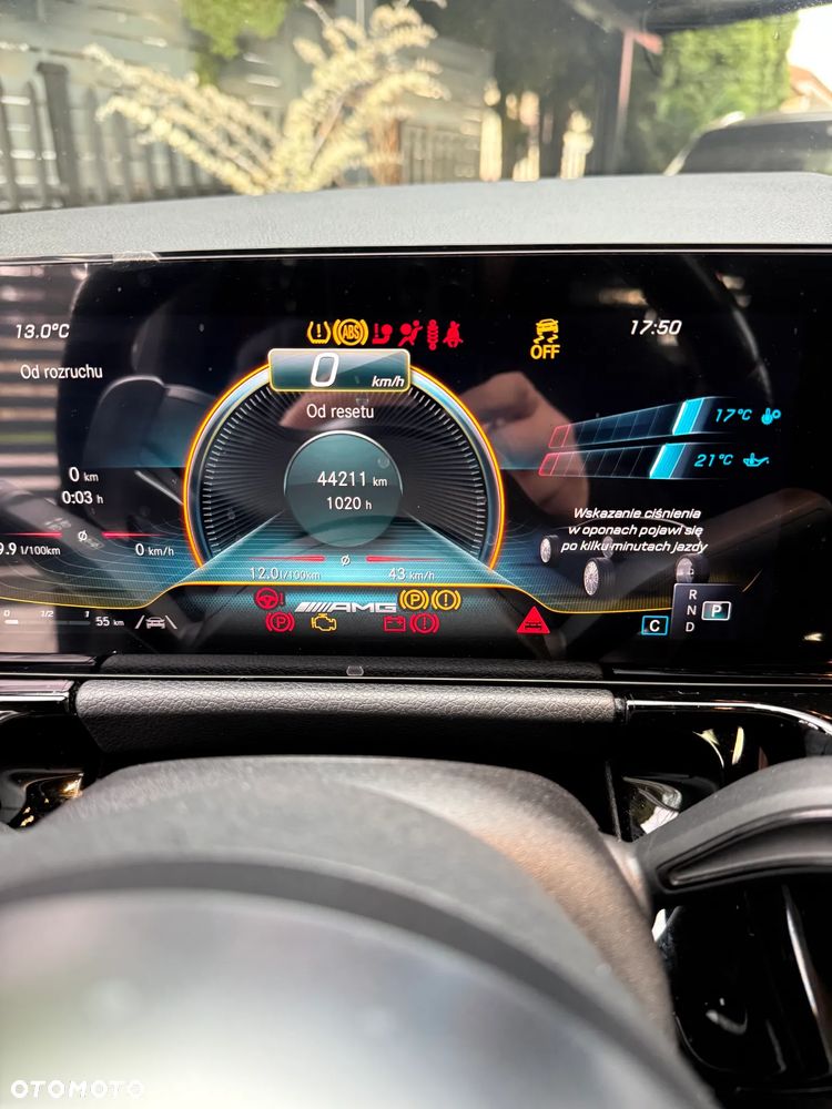 Mercedes-Benz GLA - 7