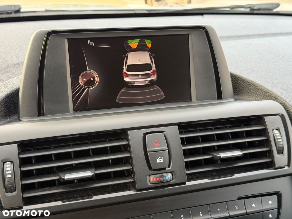 BMW Seria 1 118d - 23
