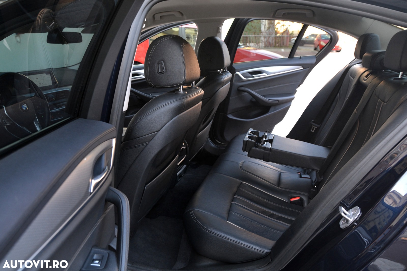 BMW Seria 5 520d xDrive AT - 18