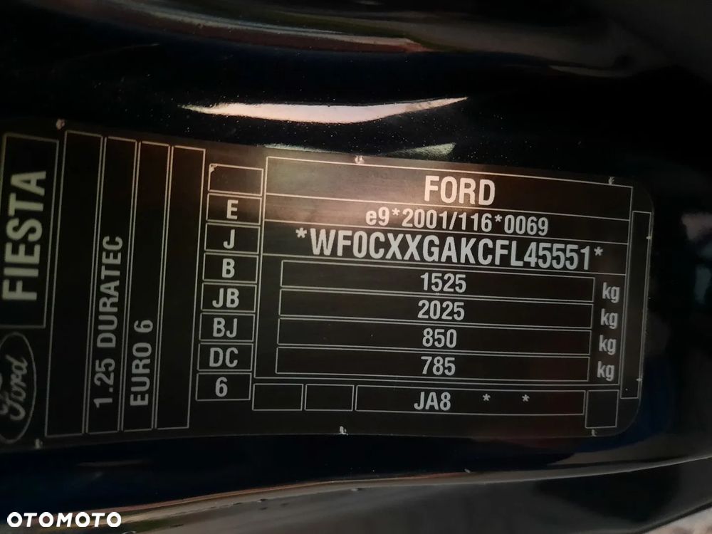 Ford Fiesta 1.25 Titanium EU6 - 38