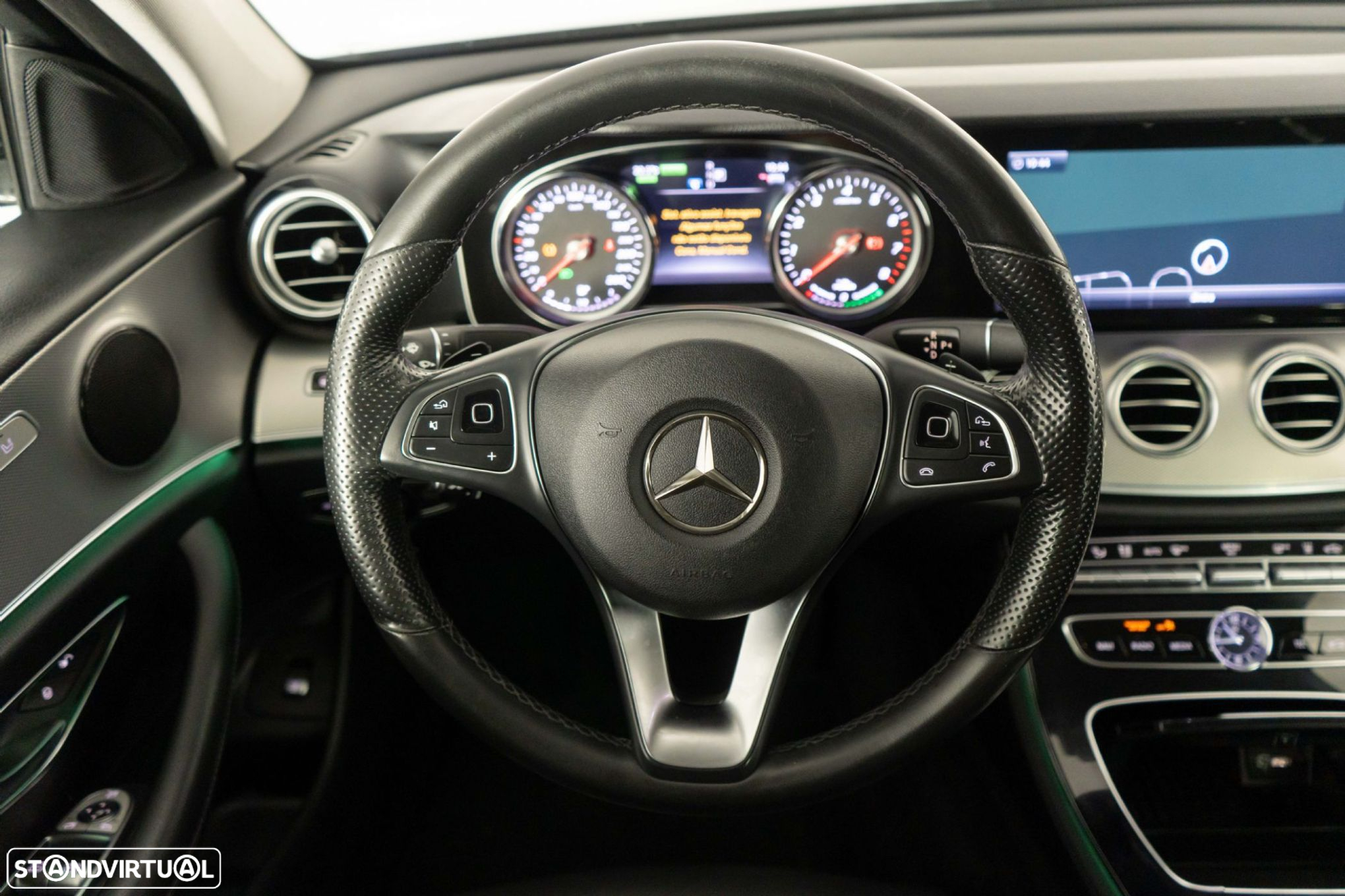 Mercedes-Benz E 350 e Exclusive - 26