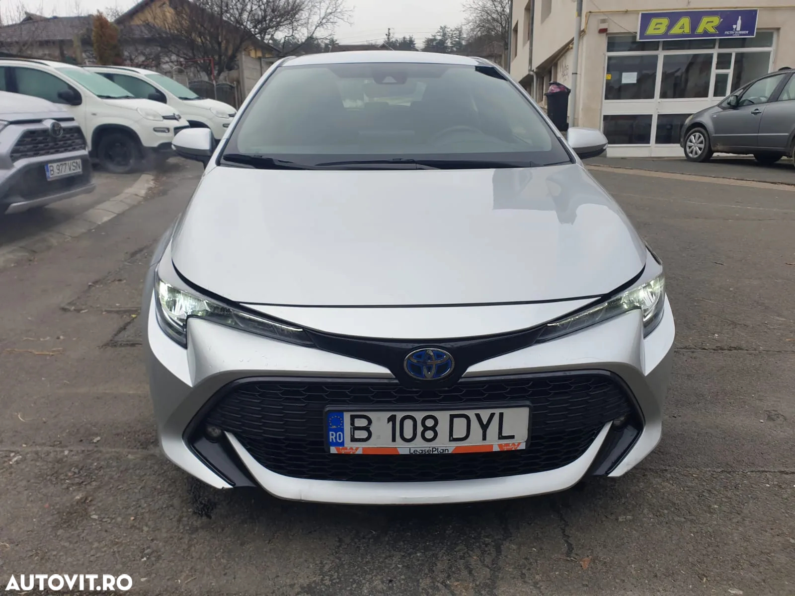 Toyota Corolla 1.8 HSD Dynamic - 2