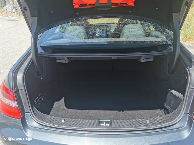 Mercedes-Benz E 350 CDi Avantgarde BlueEfficiency Auto - 22