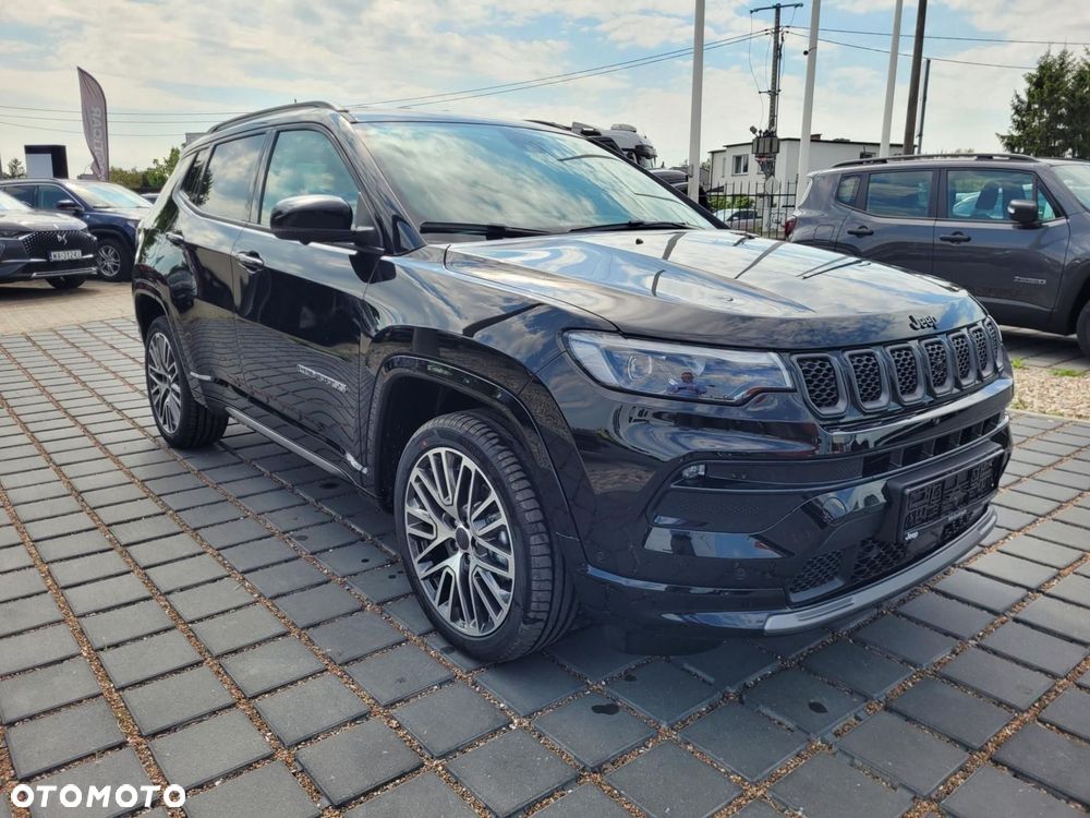 Jeep Compass - 8