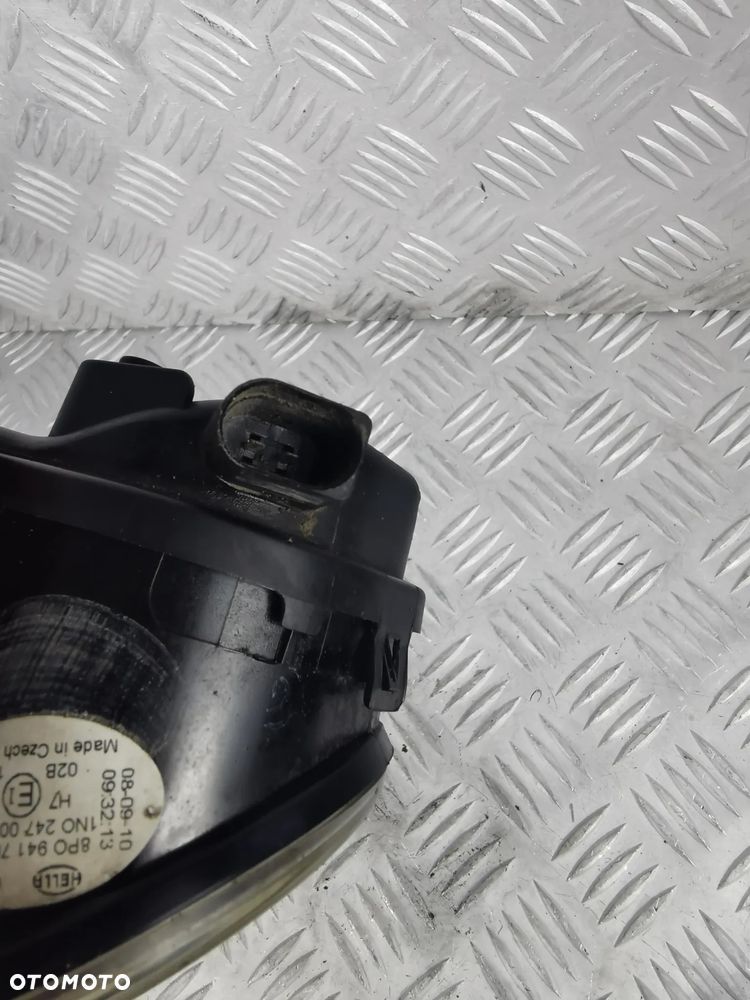Lampa przeciwmgielna przednia strona prawa Audi Q7 4L 8P0941700A - 4